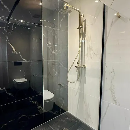 Pauliz Apartamento *