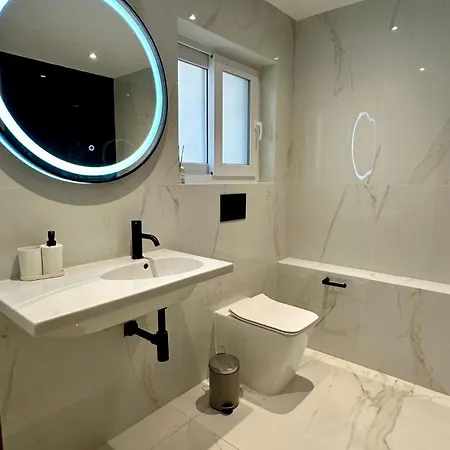 Apartment Pauliz *